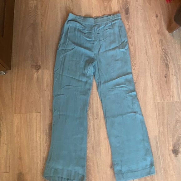 Aritzia-Babaton high rise pants size Small - Picture 11 of 16
